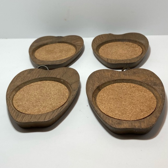 1960s Wood Apple Coaster Vintage Japan Sere Hand Carved Set of 4 - Picture 4 of 6